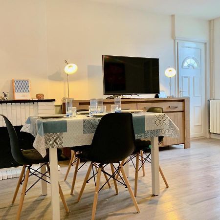 Maison De Campagne Chez Trabou Et Loulou 20 Min De La Rochelle エグファイユ・ドニ エクステリア 写真