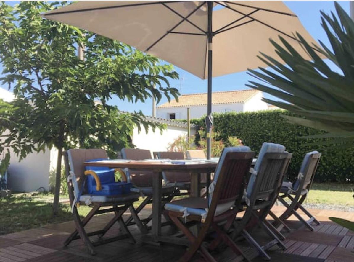 Maison De Campagne Chez Trabou Et Loulou 20 Min De La Rochelle エグファイユ・ドニ エクステリア 写真